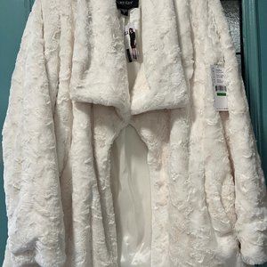 Karen Kane Creame/ Off White Faux Fur Jacket